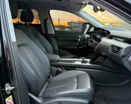 Черный Ауди E-Tron, объемом двигателя 0 л и пробегом 62 тыс. км за 36200 $, фото 32 на Automoto.ua