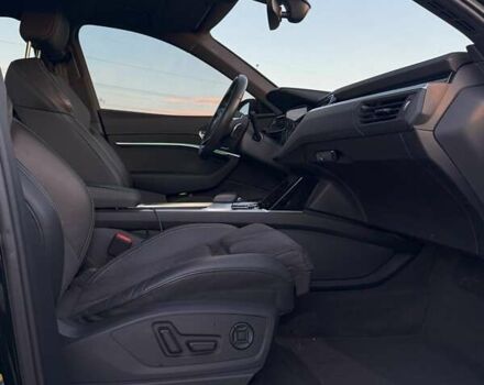 Черный Ауди E-Tron, объемом двигателя 0 л и пробегом 68 тыс. км за 45000 $, фото 14 на Automoto.ua