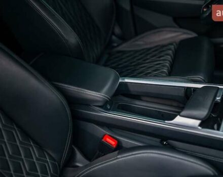 Черный Ауди E-Tron, объемом двигателя 0 л и пробегом 25 тыс. км за 55000 $, фото 30 на Automoto.ua