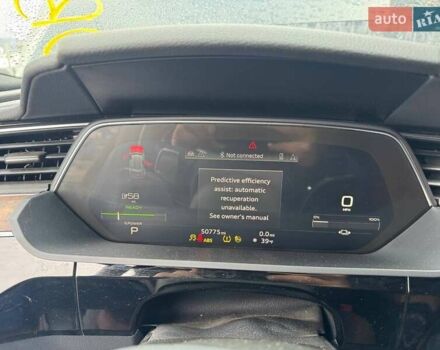Чорний Ауді E-Tron, об'ємом двигуна 0 л та пробігом 81 тис. км за 25900 $, фото 16 на Automoto.ua