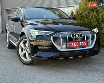Чорний Ауді E-Tron, об'ємом двигуна 0 л та пробігом 79 тис. км за 29999 $, фото 13 на Automoto.ua