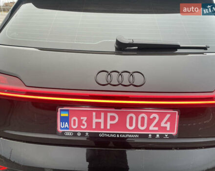 Черный Ауди E-Tron, объемом двигателя 0 л и пробегом 39 тыс. км за 39950 $, фото 29 на Automoto.ua