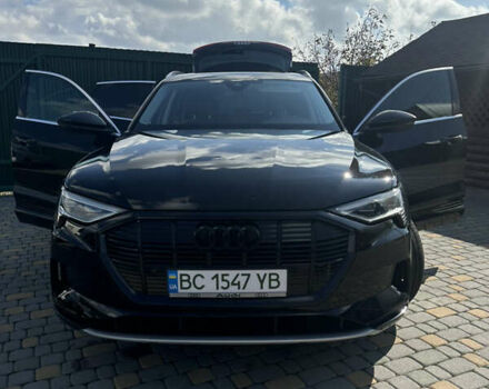 Черный Ауди E-Tron, объемом двигателя 0 л и пробегом 45 тыс. км за 30800 $, фото 8 на Automoto.ua