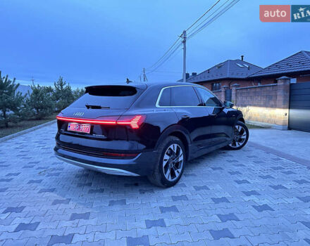 Черный Ауди E-Tron, объемом двигателя 0 л и пробегом 35 тыс. км за 41700 $, фото 11 на Automoto.ua