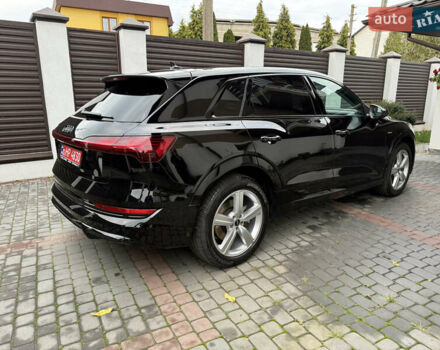 Черный Ауди E-Tron, объемом двигателя 0 л и пробегом 64 тыс. км за 31700 $, фото 55 на Automoto.ua