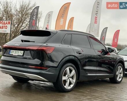 Черный Ауди E-Tron, объемом двигателя 0 л и пробегом 64 тыс. км за 35955 $, фото 14 на Automoto.ua