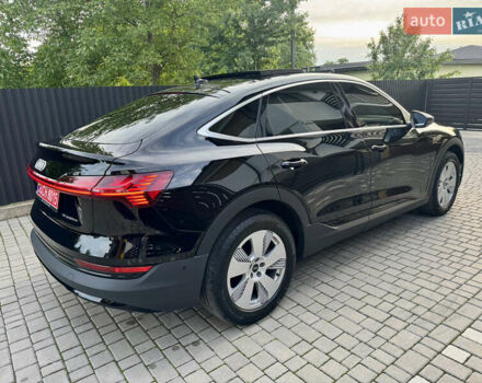 Чорний Ауді E-Tron, об'ємом двигуна 0 л та пробігом 96 тис. км за 30900 $, фото 10 на Automoto.ua