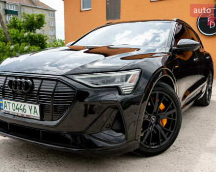 Чорний Ауді E-Tron, об'ємом двигуна 0 л та пробігом 80 тис. км за 37000 $, фото 12 на Automoto.ua