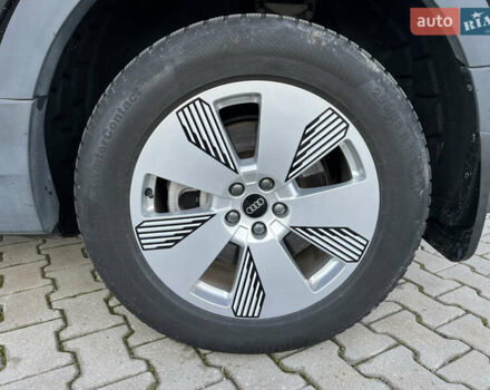 Черный Ауди E-Tron, объемом двигателя 0 л и пробегом 22 тыс. км за 29900 $, фото 32 на Automoto.ua