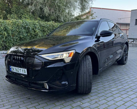 Черный Ауди E-Tron, объемом двигателя 0 л и пробегом 91 тыс. км за 36500 $, фото 84 на Automoto.ua