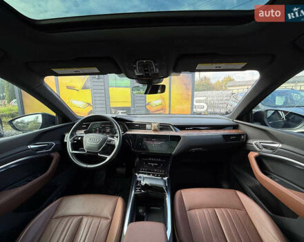 Черный Ауди E-Tron, объемом двигателя 0 л и пробегом 80 тыс. км за 34500 $, фото 4 на Automoto.ua