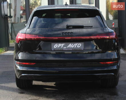 Черный Ауди E-Tron, объемом двигателя 0 л и пробегом 41 тыс. км за 38800 $, фото 10 на Automoto.ua