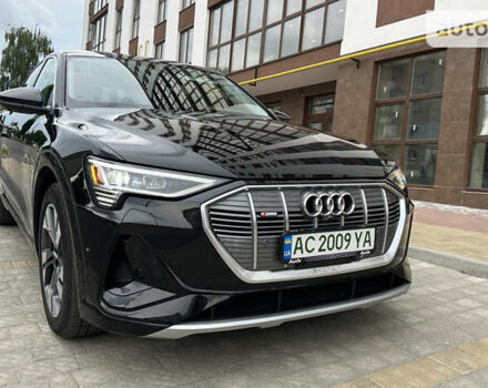 Черный Ауди E-Tron, объемом двигателя 0 л и пробегом 53 тыс. км за 42000 $, фото 5 на Automoto.ua