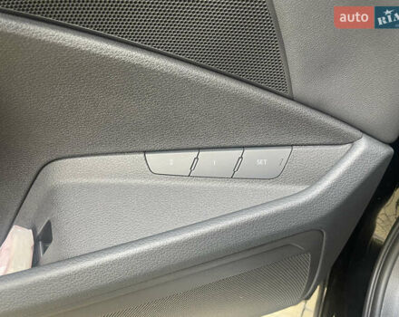 Черный Ауди E-Tron, объемом двигателя 0 л и пробегом 45 тыс. км за 30800 $, фото 24 на Automoto.ua