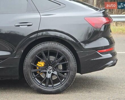 Черный Ауди E-Tron, объемом двигателя 0 л и пробегом 43 тыс. км за 45999 $, фото 26 на Automoto.ua