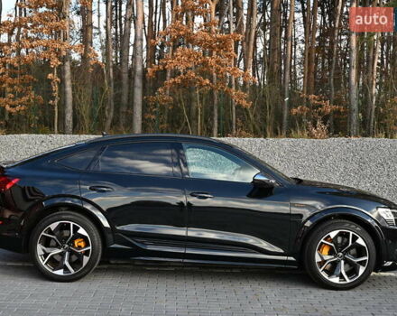 Черный Ауди E-Tron, объемом двигателя 0 л и пробегом 65 тыс. км за 44284 $, фото 3 на Automoto.ua