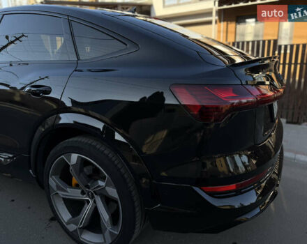 Черный Ауди E-Tron, объемом двигателя 0 л и пробегом 80 тыс. км за 42000 $, фото 15 на Automoto.ua