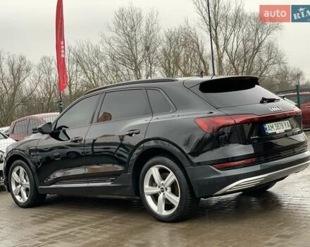 Черный Ауди E-Tron, объемом двигателя 0 л и пробегом 64 тыс. км за 35955 $, фото 18 на Automoto.ua