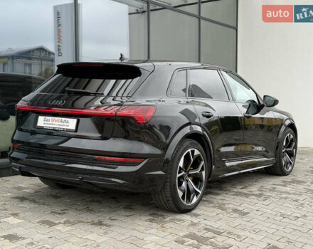 Черный Ауди E-Tron, объемом двигателя 0 л и пробегом 66 тыс. км за 44900 $, фото 24 на Automoto.ua