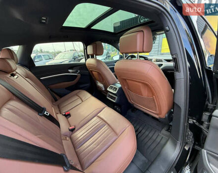 Черный Ауди E-Tron, объемом двигателя 0 л и пробегом 80 тыс. км за 34500 $, фото 51 на Automoto.ua