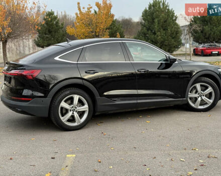 Черный Ауди E-Tron, объемом двигателя 0 л и пробегом 79 тыс. км за 29999 $, фото 7 на Automoto.ua