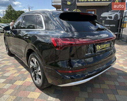Черный Ауди E-Tron, объемом двигателя 0 л и пробегом 46 тыс. км за 39000 $, фото 4 на Automoto.ua