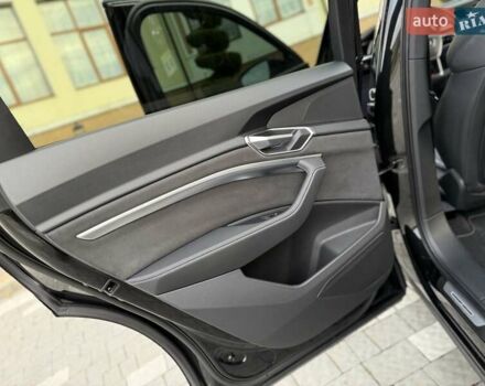Черный Ауди E-Tron, объемом двигателя 0 л и пробегом 150 тыс. км за 31950 $, фото 55 на Automoto.ua