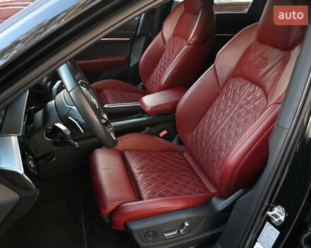 Черный Ауди E-Tron, объемом двигателя 0 л и пробегом 65 тыс. км за 44284 $, фото 5 на Automoto.ua