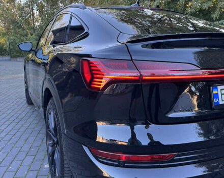Черный Ауди E-Tron, объемом двигателя 0 л и пробегом 91 тыс. км за 36500 $, фото 59 на Automoto.ua