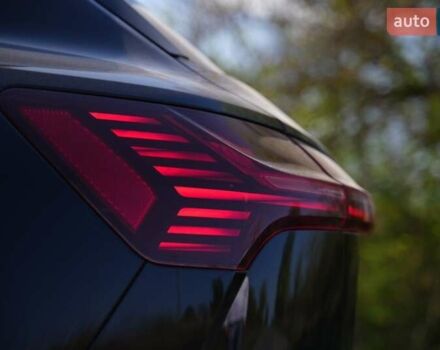 Черный Ауди E-Tron, объемом двигателя 0 л и пробегом 45 тыс. км за 32900 $, фото 6 на Automoto.ua