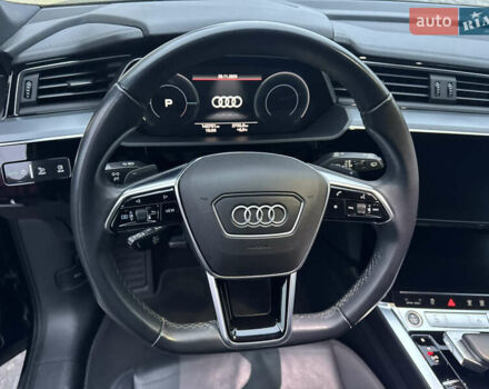 Чорний Ауді E-Tron, об'ємом двигуна 0 л та пробігом 142 тис. км за 29950 $, фото 14 на Automoto.ua