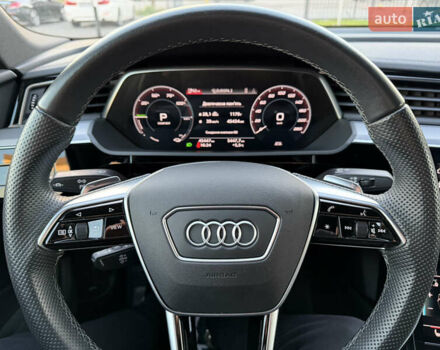 Черный Ауди E-Tron, объемом двигателя 0 л и пробегом 45 тыс. км за 30900 $, фото 47 на Automoto.ua