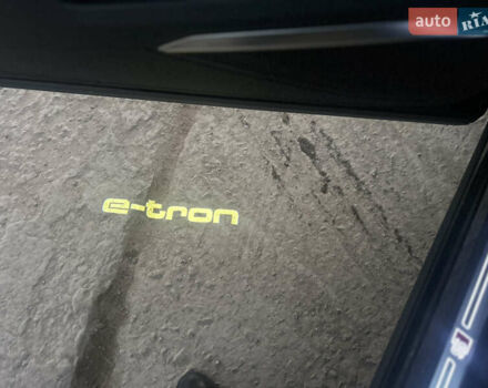 Чорний Ауді E-Tron, об'ємом двигуна 0 л та пробігом 57 тис. км за 41500 $, фото 45 на Automoto.ua