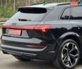 Чорний Ауді E-Tron, об'ємом двигуна 0 л та пробігом 61 тис. км за 47777 $, фото 33 на Automoto.ua