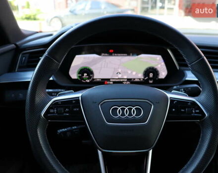 Черный Ауди E-Tron, объемом двигателя 0 л и пробегом 17 тыс. км за 44900 $, фото 19 на Automoto.ua