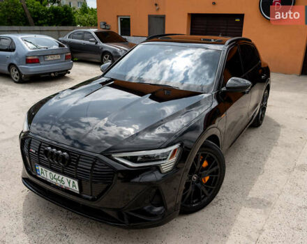 Чорний Ауді E-Tron, об'ємом двигуна 0 л та пробігом 80 тис. км за 37000 $, фото 15 на Automoto.ua