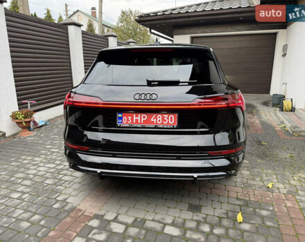 Черный Ауди E-Tron, объемом двигателя 0 л и пробегом 64 тыс. км за 31700 $, фото 11 на Automoto.ua