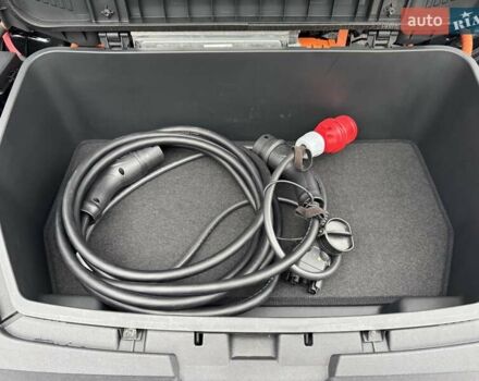 Черный Ауди E-Tron, объемом двигателя 0 л и пробегом 82 тыс. км за 39900 $, фото 36 на Automoto.ua