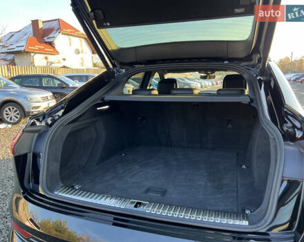 Черный Ауди E-Tron, объемом двигателя 0 л и пробегом 32 тыс. км за 47561 $, фото 33 на Automoto.ua