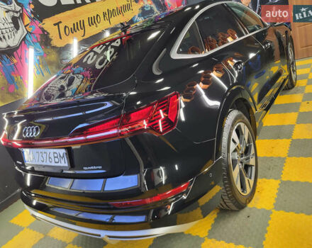 Черный Ауди E-Tron, объемом двигателя 0 л и пробегом 78 тыс. км за 40500 $, фото 1 на Automoto.ua
