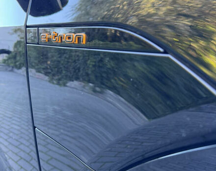 Черный Ауди E-Tron, объемом двигателя 0 л и пробегом 91 тыс. км за 36500 $, фото 17 на Automoto.ua