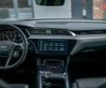 Черный Ауди E-Tron, объемом двигателя 0 л и пробегом 25 тыс. км за 55000 $, фото 23 на Automoto.ua