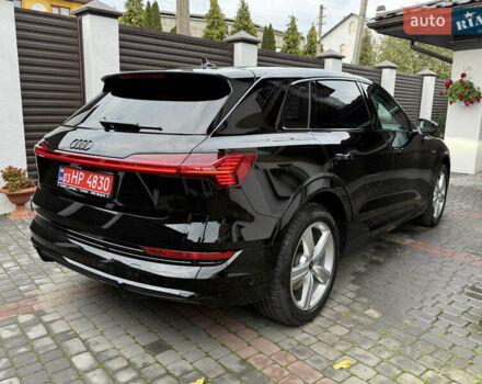 Черный Ауди E-Tron, объемом двигателя 0 л и пробегом 64 тыс. км за 31700 $, фото 23 на Automoto.ua