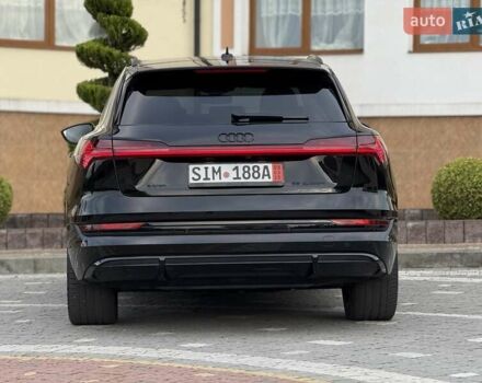 Черный Ауди E-Tron, объемом двигателя 0 л и пробегом 150 тыс. км за 31950 $, фото 110 на Automoto.ua