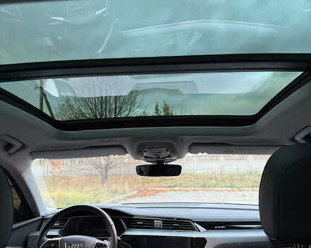 Черный Ауди E-Tron, объемом двигателя 0 л и пробегом 62 тыс. км за 36200 $, фото 34 на Automoto.ua