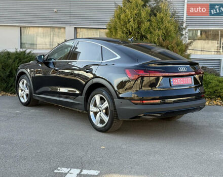 Чорний Ауді E-Tron, об'ємом двигуна 0 л та пробігом 79 тис. км за 29999 $, фото 25 на Automoto.ua