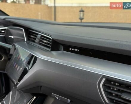 Черный Ауди E-Tron, объемом двигателя 0 л и пробегом 150 тыс. км за 31950 $, фото 60 на Automoto.ua
