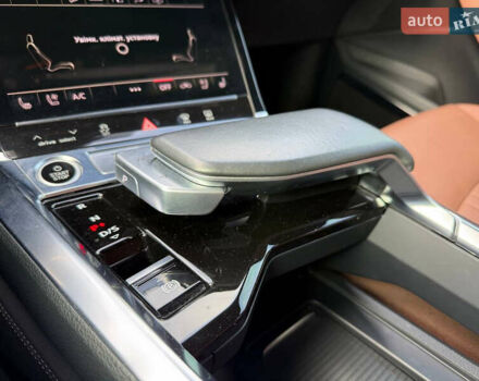 Черный Ауди E-Tron, объемом двигателя 0 л и пробегом 80 тыс. км за 34500 $, фото 75 на Automoto.ua