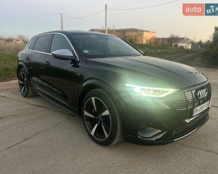 Чорний Ауді E-Tron, об'ємом двигуна 0 л та пробігом 57 тис. км за 41500 $, фото 47 на Automoto.ua
