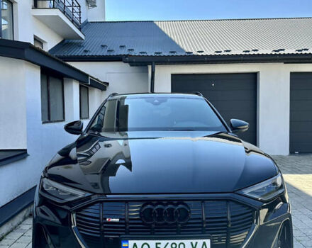 Чорний Ауді E-Tron, об'ємом двигуна 0 л та пробігом 78 тис. км за 42000 $, фото 4 на Automoto.ua